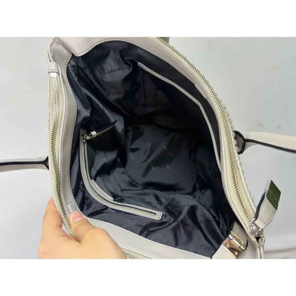 Calvin Klein Modern Essential Bucket Bag Light Grey Large Tote (read)